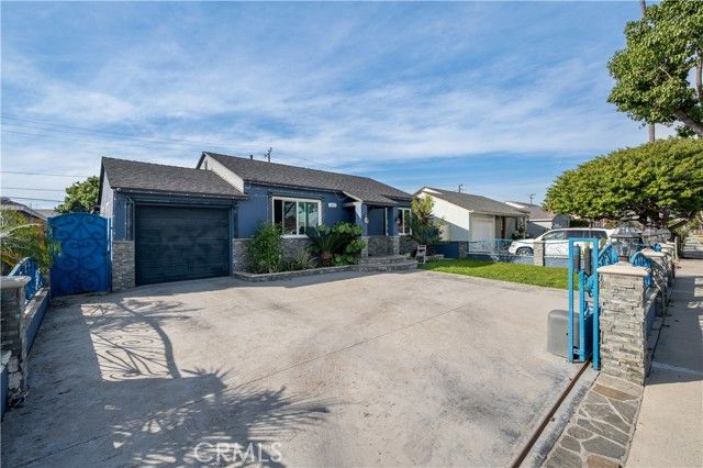 1037 S Tajauta, Compton, CA 90220