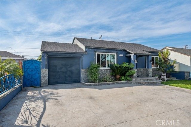 1037 S Tajauta, Compton, CA 90220