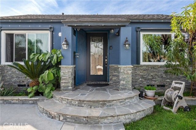 1037 S Tajauta, Compton, CA 90220