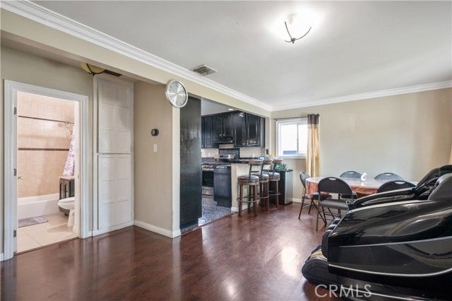 1037 S Tajauta, Compton, CA 90220