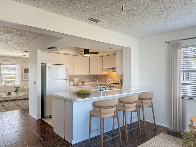 637 MICHIGAN DRIVE N, Venice, FL 34293