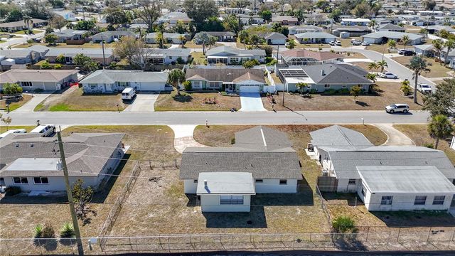 637 MICHIGAN DRIVE N, Venice, FL 34293