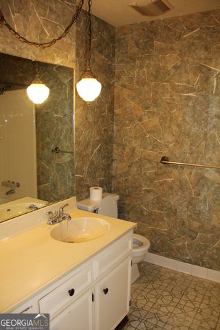 3150 Misty Valley Court, Macon, GA 31204