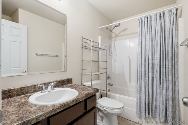 25400 E 93rd Court S, Broken Arrow, OK 74014