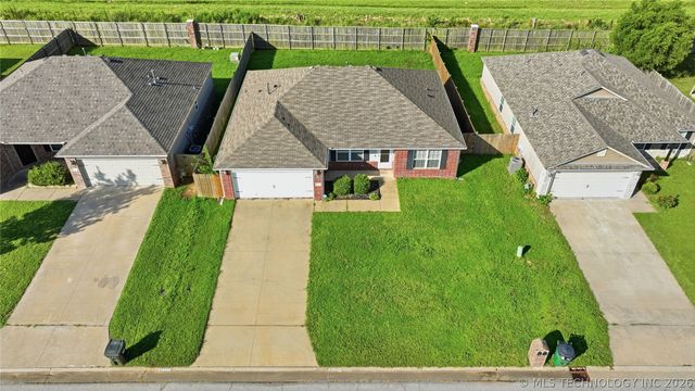 25400 E 93rd Court S, Broken Arrow, OK 74014