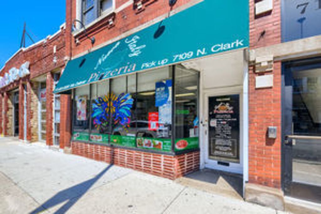7109 N Clark Street, Chicago, IL 60626