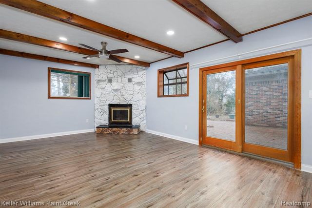 5190 Babbit Drive, Troy, MI 48085