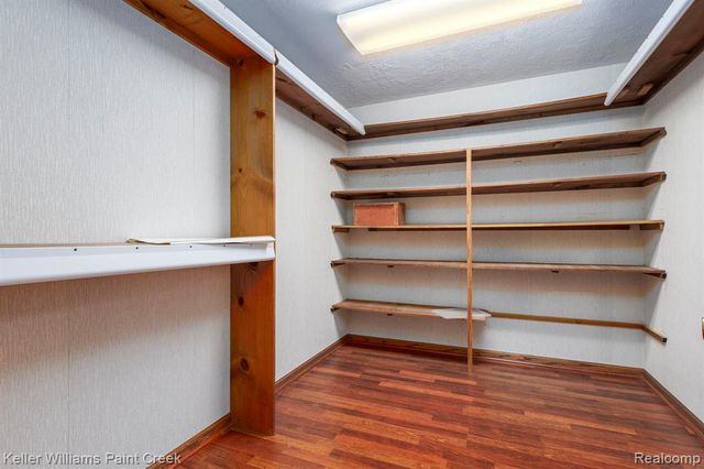 5190 Babbit Drive, Troy, MI 48085