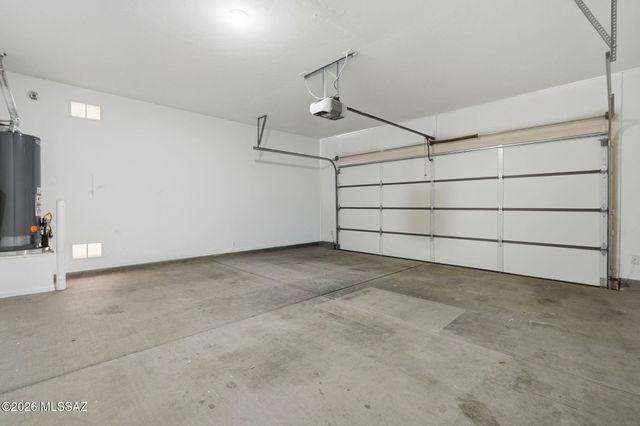 895 E Autumn Harvest Place, Sahuarita, AZ 85629