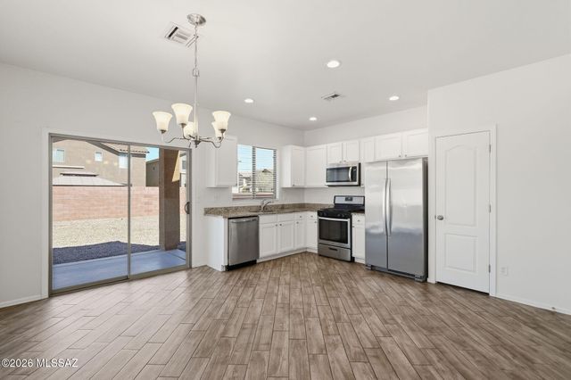 895 E Autumn Harvest Place, Sahuarita, AZ 85629
