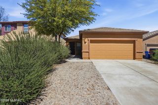 895 E Autumn Harvest Place, Sahuarita, AZ 85629