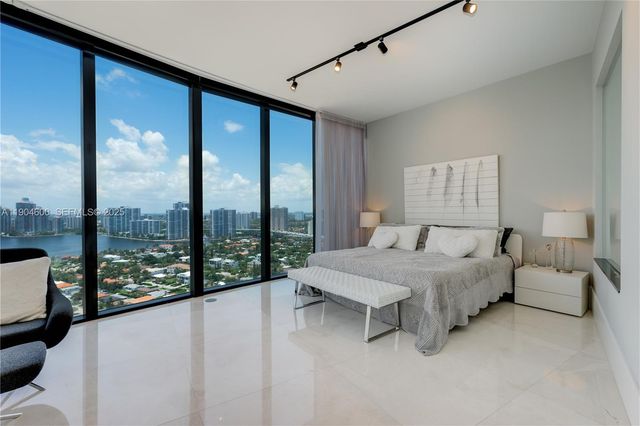 18555 Collins Avenue 2403, Sunny Isles Beach, FL 33160
