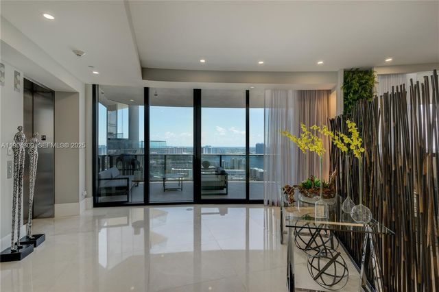 18555 Collins Avenue 2403, Sunny Isles Beach, FL 33160