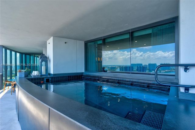 18555 Collins Avenue 2403, Sunny Isles Beach, FL 33160