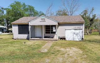 803 Chester Street, West Orange, TX 77630