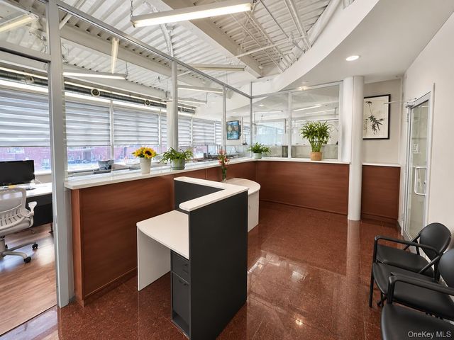 13631 41st Avenue 8A, Flushing, NY 11355
