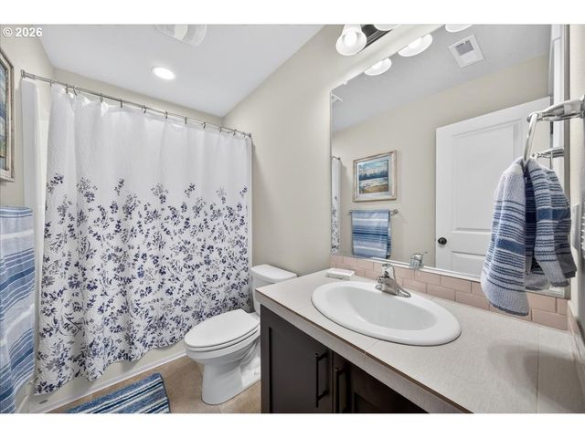 2907 S HEATHER St, Cornelius, OR 97113