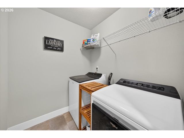 2907 S HEATHER St, Cornelius, OR 97113