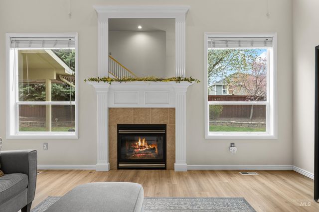 4481 N Diamond Creek, Meridian, ID 83646