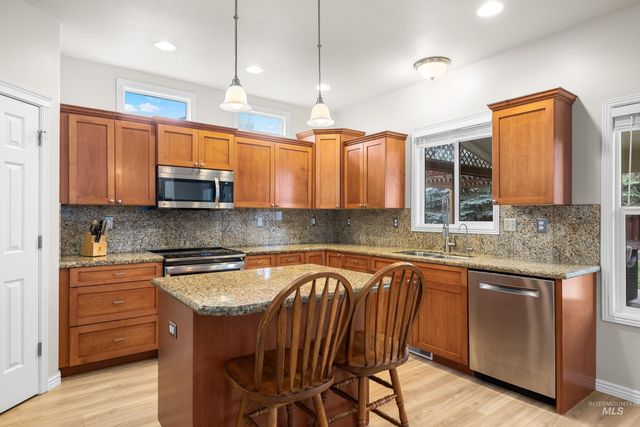 4481 N Diamond Creek, Meridian, ID 83646