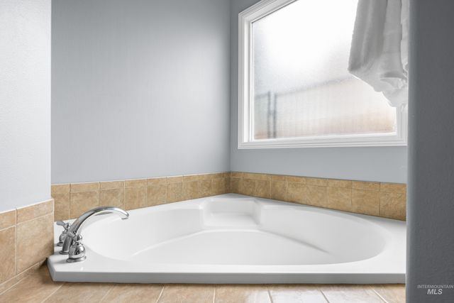 4481 N Diamond Creek, Meridian, ID 83646