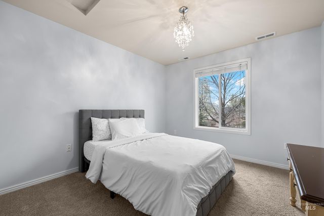 4481 N Diamond Creek, Meridian, ID 83646