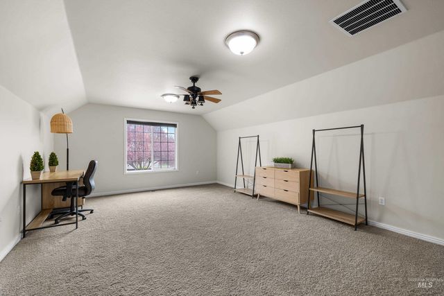 4481 N Diamond Creek, Meridian, ID 83646