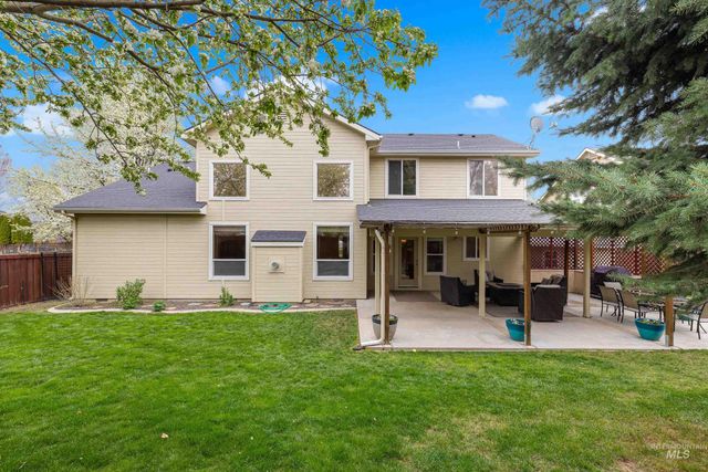 4481 N Diamond Creek, Meridian, ID 83646