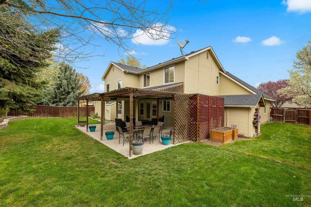 4481 N Diamond Creek, Meridian, ID 83646