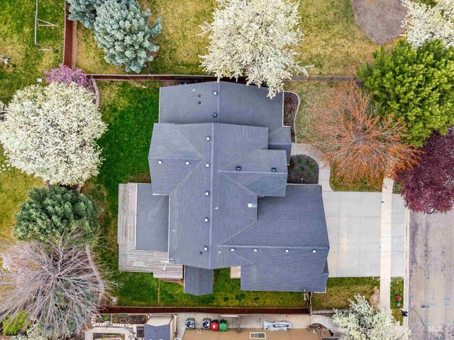 4481 N Diamond Creek, Meridian, ID 83646