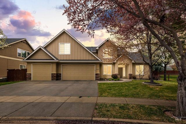 4481 N Diamond Creek, Meridian, ID 83646