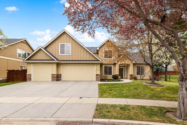 4481 N Diamond Creek, Meridian, ID 83646