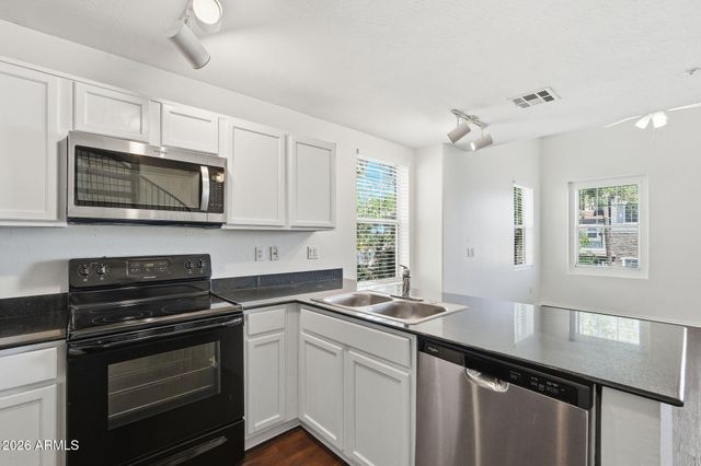 960 W ASPEN Way, Gilbert, AZ 85233