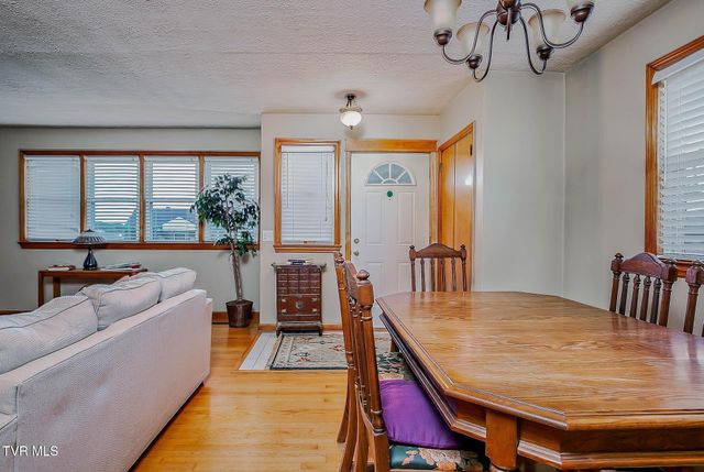 1312 Pineola Avenue, Kingsport, TN 37664