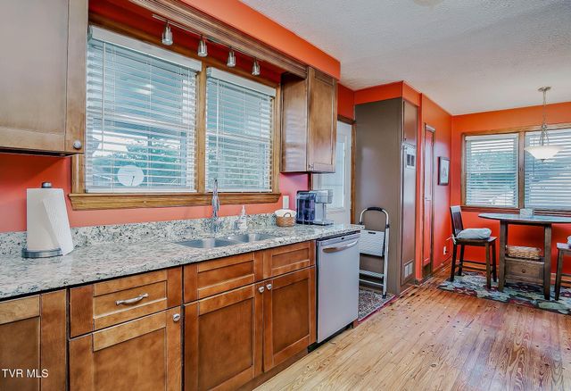 1312 Pineola Avenue, Kingsport, TN 37664