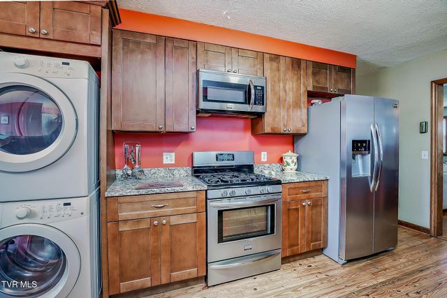 1312 Pineola Avenue, Kingsport, TN 37664