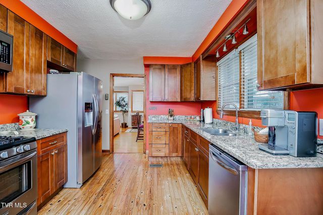 1312 Pineola Avenue, Kingsport, TN 37664
