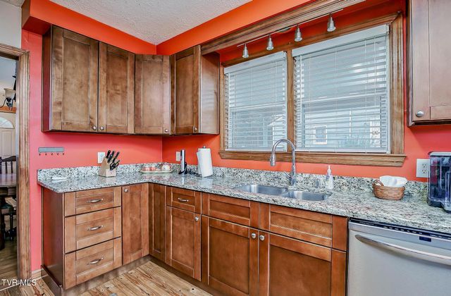 1312 Pineola Avenue, Kingsport, TN 37664