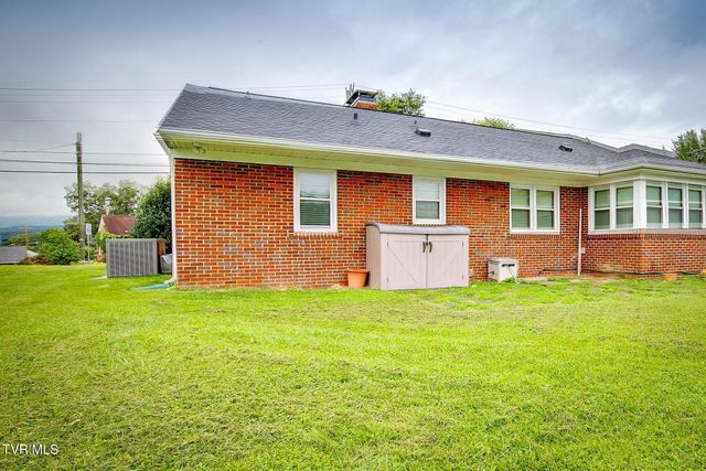 1312 Pineola Avenue, Kingsport, TN 37664