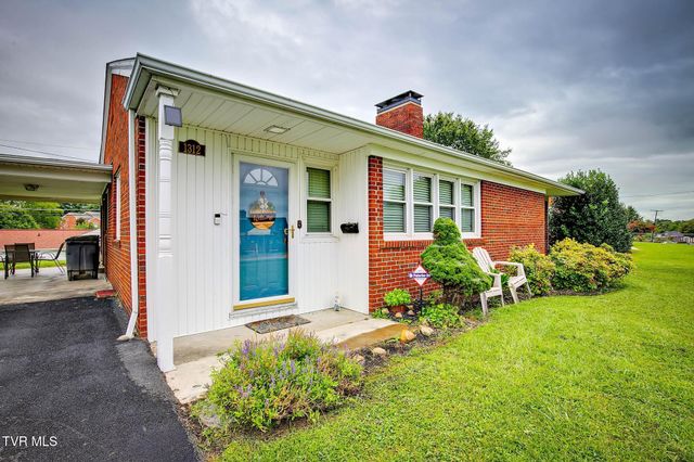 1312 Pineola Avenue, Kingsport, TN 37664