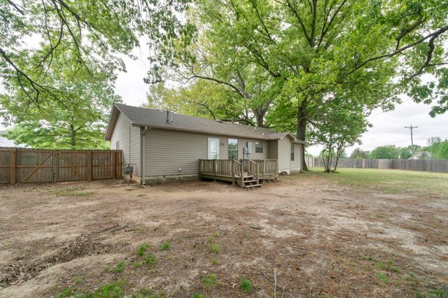 38 Park Circle, Cabot, AR 72023