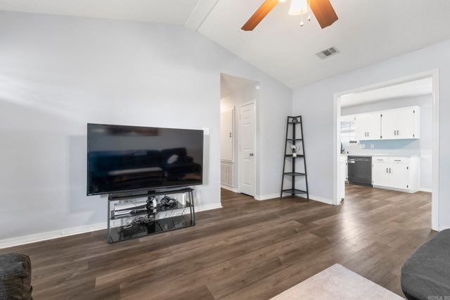 38 Park Circle, Cabot, AR 72023