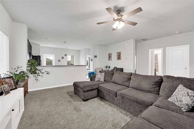 706 French Lavender Lane, Crosby, TX 77532