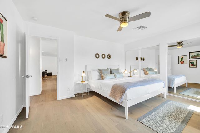 8614 E Monterey Way, Scottsdale, AZ 85251