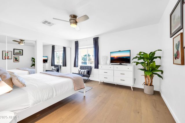 8614 E Monterey Way, Scottsdale, AZ 85251