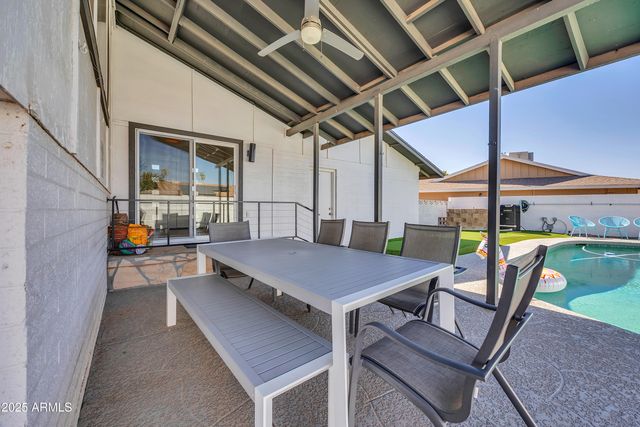 8614 E Monterey Way, Scottsdale, AZ 85251