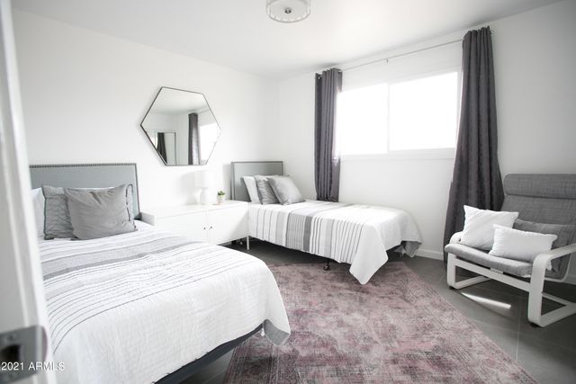 8614 E Monterey Way, Scottsdale, AZ 85251