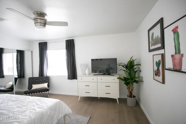 8614 E Monterey Way, Scottsdale, AZ 85251