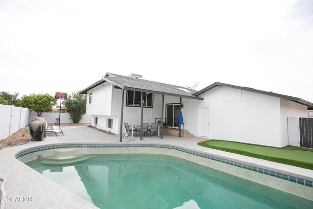 8614 E Monterey Way, Scottsdale, AZ 85251