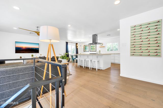 8614 E Monterey Way, Scottsdale, AZ 85251